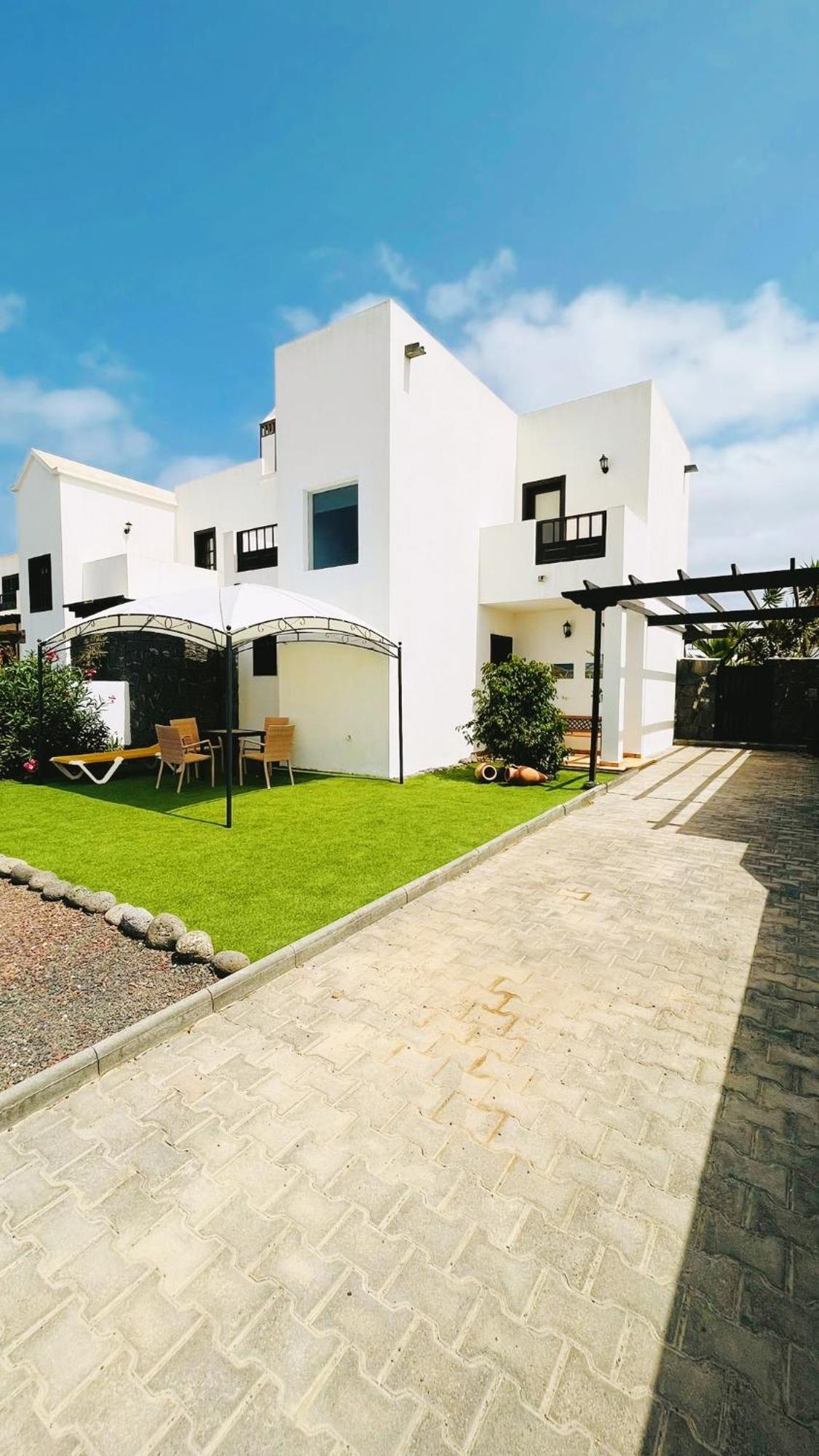 Lovely Villa Kiluka Heated Pool بلايا بلانكا المظهر الخارجي الصورة